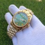 Rolex Day Date Gold Green Roman Dial 41MM President Fluted Bezel Men's Watch